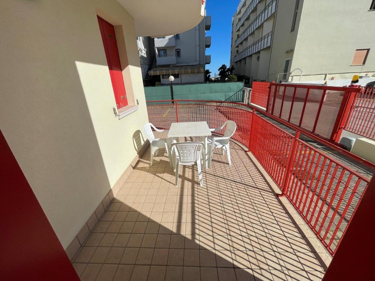 Residence Al Mare - Agenzia Cocal Καόρλε Εξωτερικό φωτογραφία