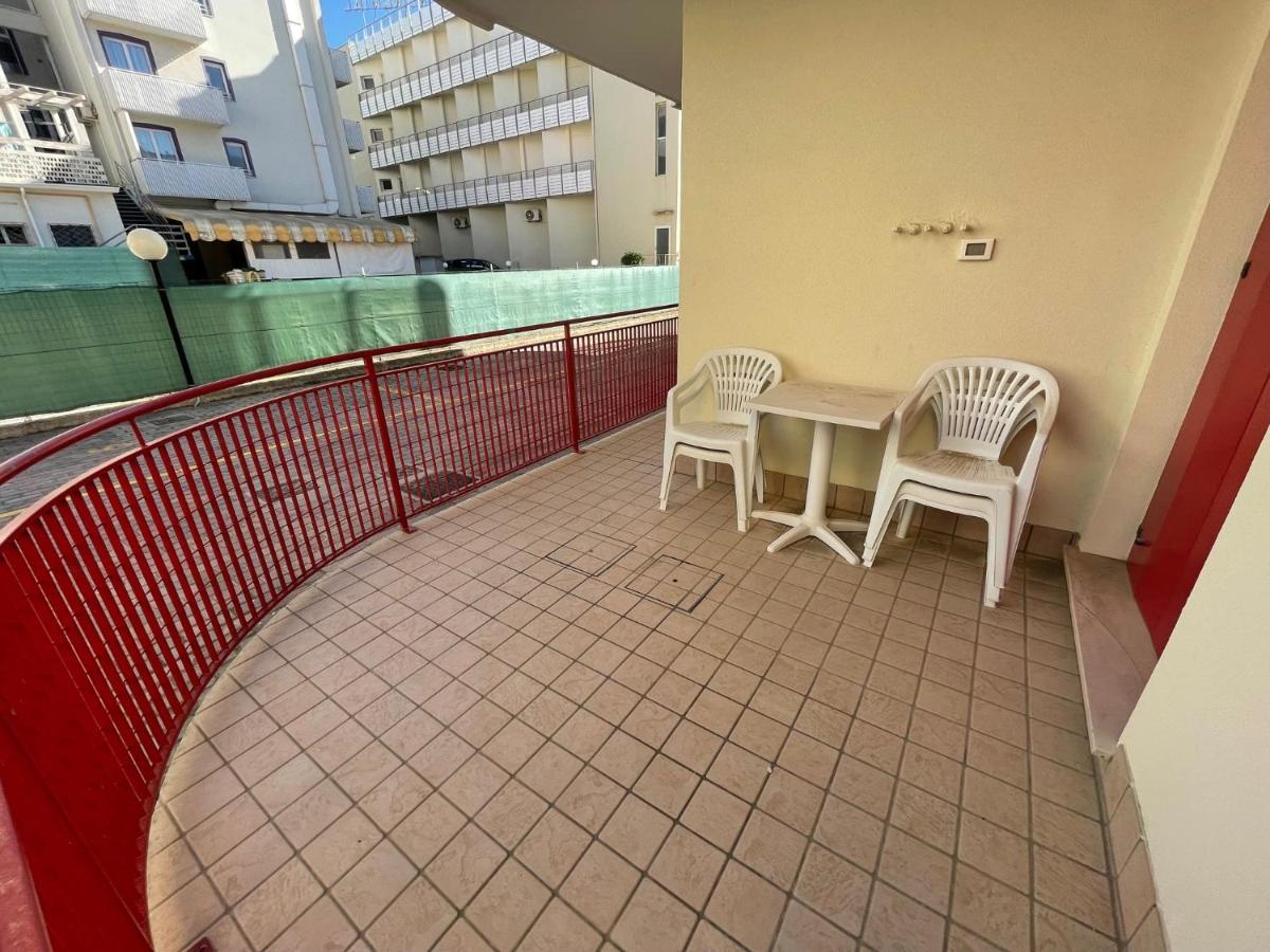 Residence Al Mare - Agenzia Cocal Καόρλε Εξωτερικό φωτογραφία